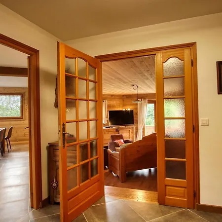 Chalet Le Wapiti, Aux Pieds Des Pistes, A 200m Du Village *